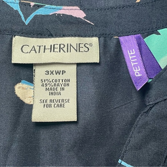 Catherines Top Plus Size 3XWP Pleated V-Neck Button Front 3/4 Sleeve Cotton Blue - Picture 5 of 9